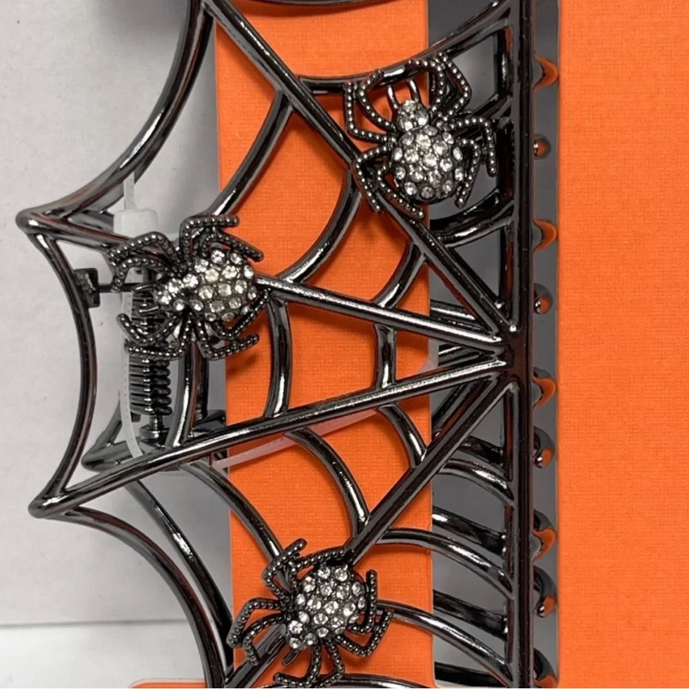 NWT ⚜️🖤⚜️ Piper K HALLOWEEN Hair Claw Clips Spooky Spiders & Spider Webs